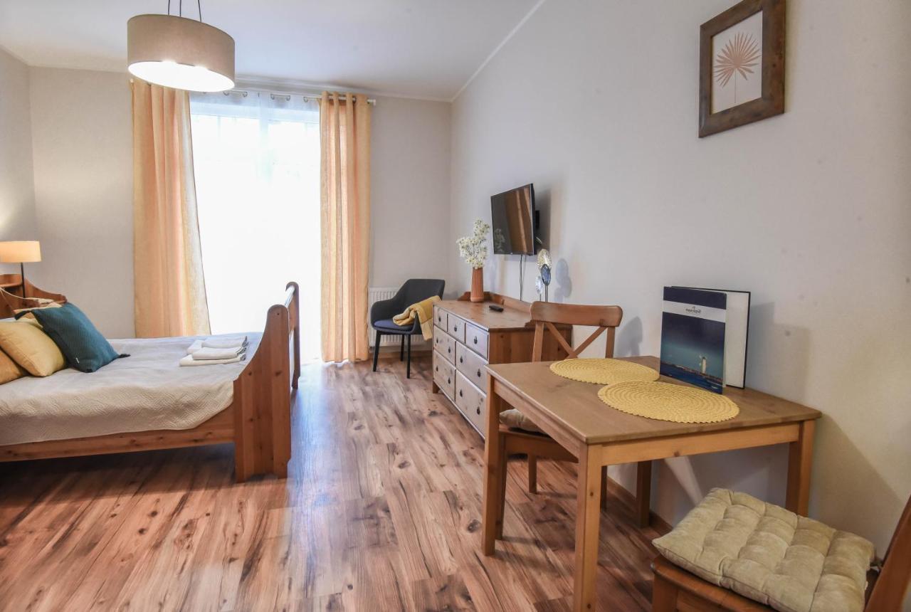 Apartamenty Na Wyspie - Trzy Korony - Studio Z Parkingiem シフィノウイシチェ エクステリア 写真