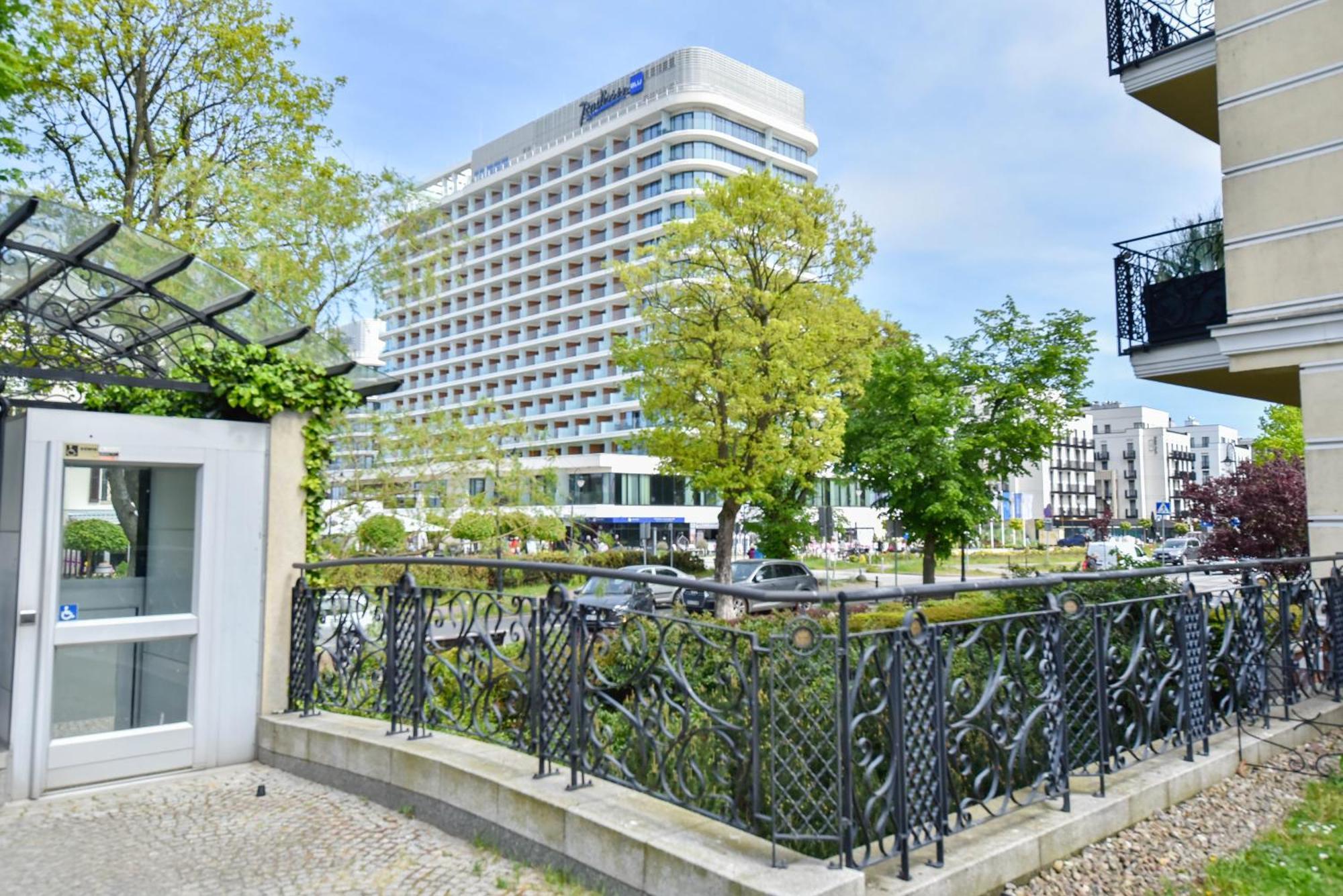 Apartamenty Na Wyspie - Trzy Korony - Studio Z Parkingiem シフィノウイシチェ エクステリア 写真